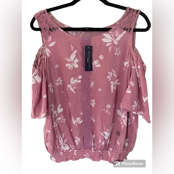 Adrienne Vittadini-NWT size 1X cold shoulder, flutter sleeve, elastic bottom - Picture 3 of 14